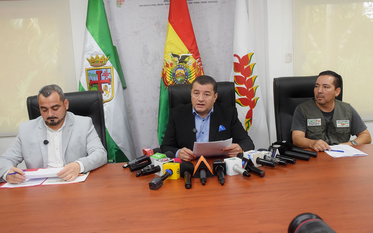 Imagen de noticia: Santa Cruz intensifica la lucha contra el dengue y chikungunya: brigadas, fumigación masiva y hospitales habilitados durante el Carnaval